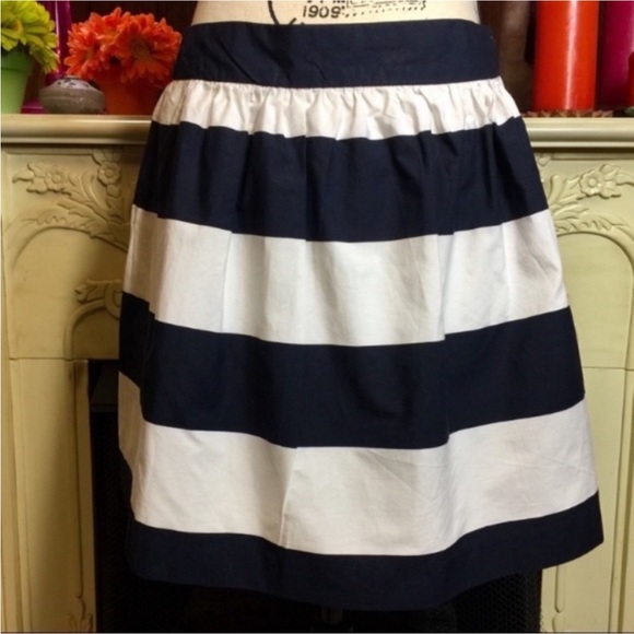 Banana Republic navy and white skirt size 14 NWT - Picture 7 of 8